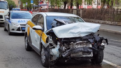 Доля аварий с участием легальных такси за пять лет выросла на 10%